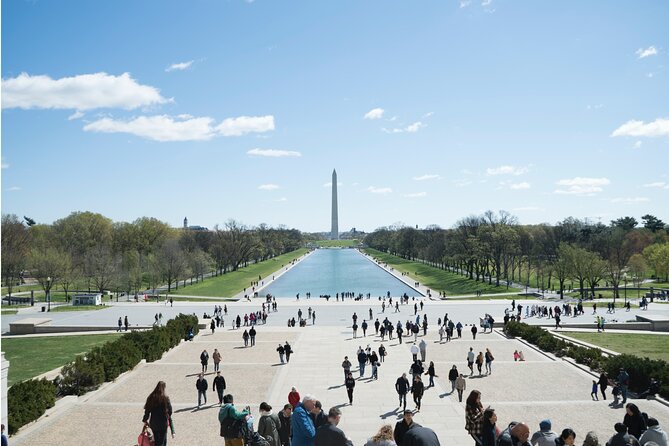 Day or Night Private DC Monuments Tour | Luxury Stretch Limo - Experience the Iconic Monuments of Washington DC
