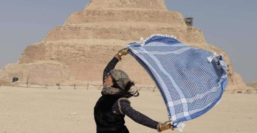 Day Tour To Giza Pyramids & Sakkara Private Tour
