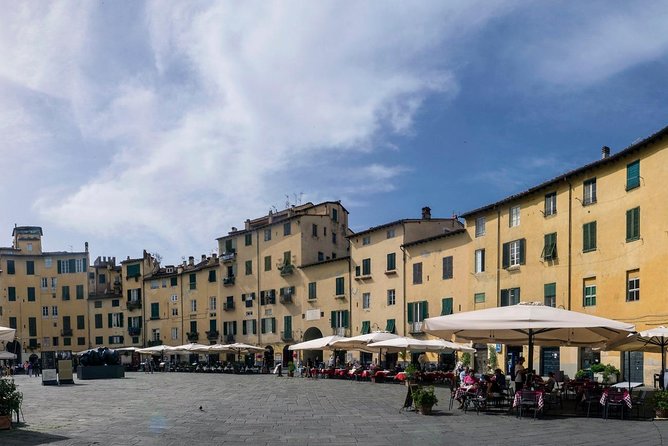 Day Trip From La Spezia Pier: Pisa and Lucca Highlights – Private Tour
