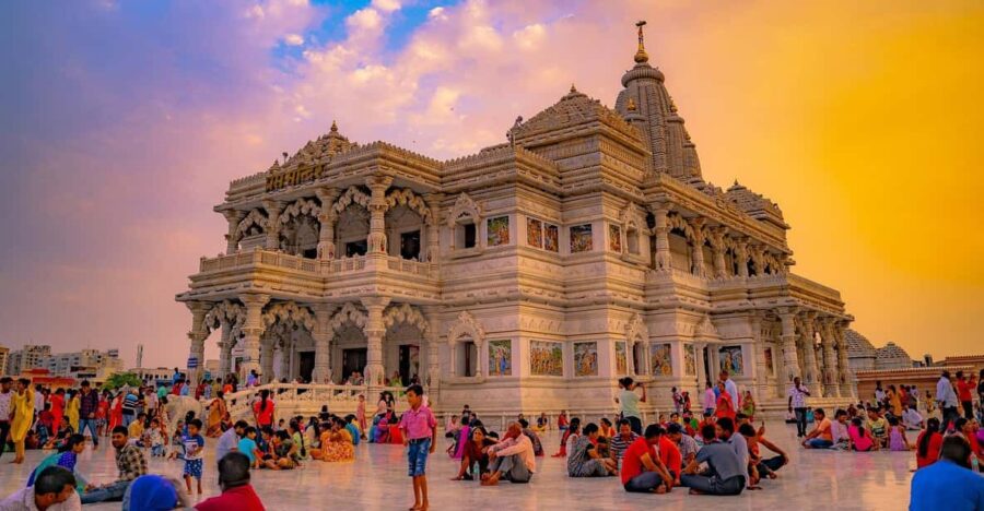 Day Trip to the Temples of Mathura & Vrindavan From Agra - Overview of the Day Trip