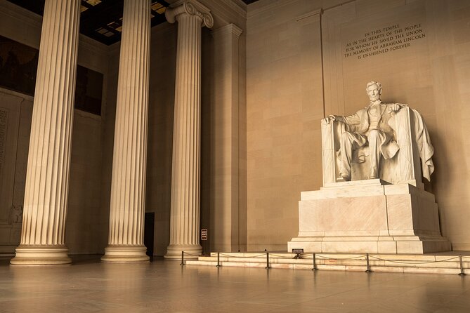 DC Monuments: Private Walking Tour