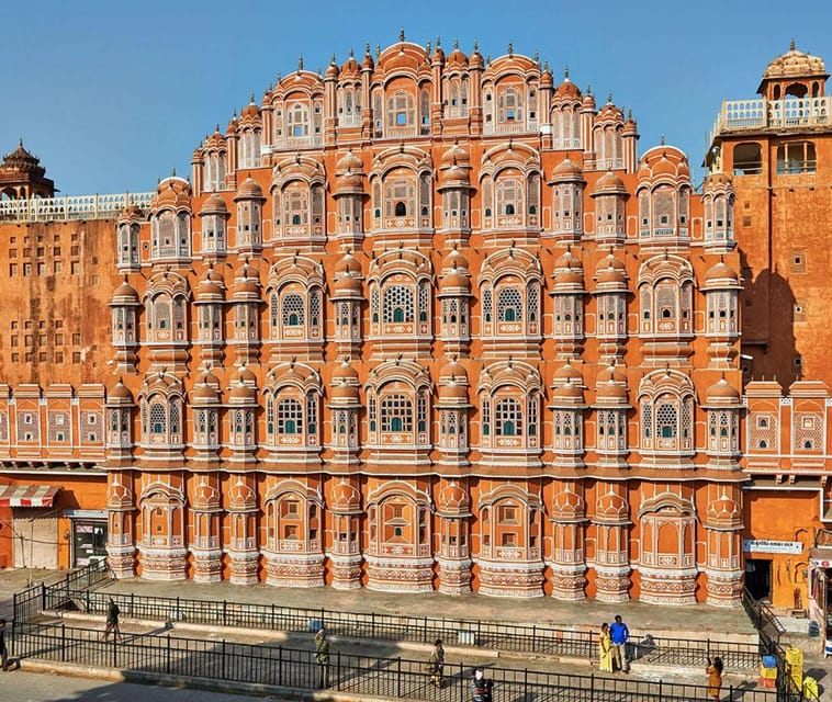 Delhi to Jaipur: Sightseeing in a Day