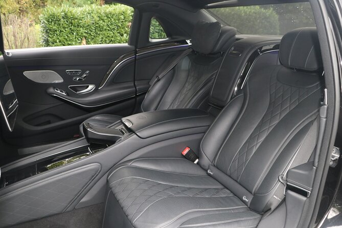 Departure by Luxury Vehicle Gothenburg to Gothenburg Airport GOT