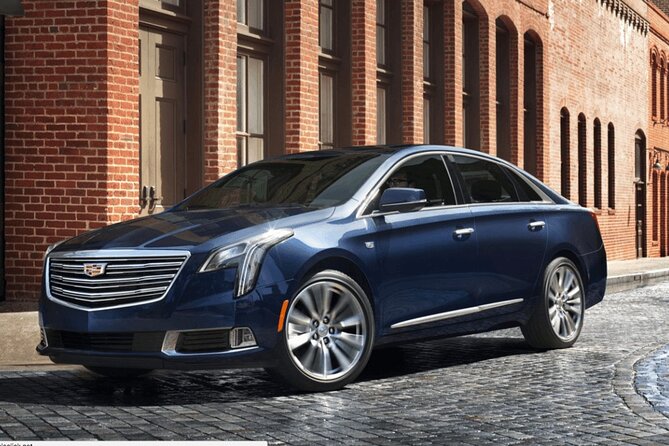 Departure Private Transfer Dowtown Dallas to Dallas Airport DAL Luxury Vehicle - Overview of Private Transfer
