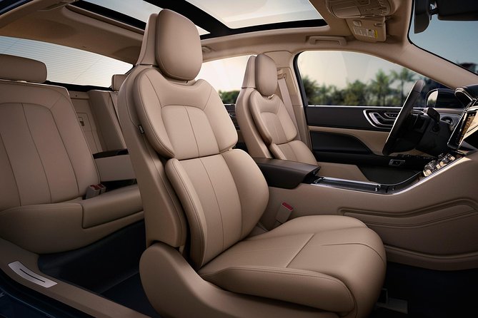 Departure Private Transfer: Las Vegas to Las Vegas Airport by Electric Vehicle