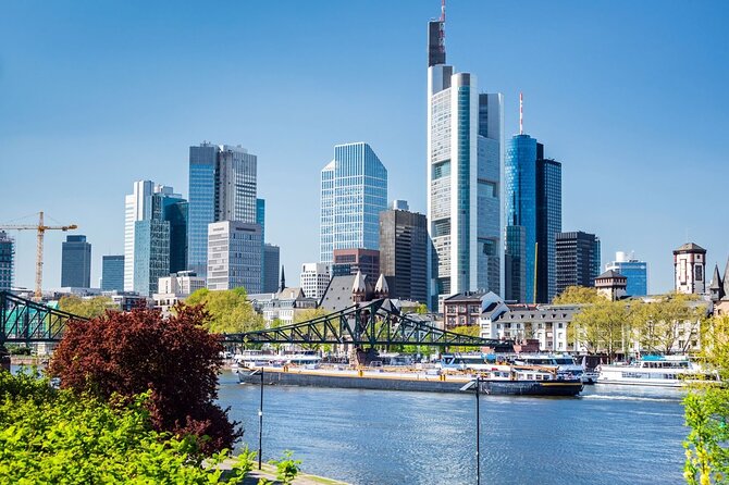 Departure Transfer: Frankfurt to Frankfurt Airport FRA by Van