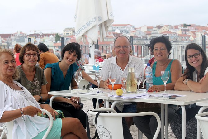 Discover Lisbon by Comfy Van – Private Half Day Tour