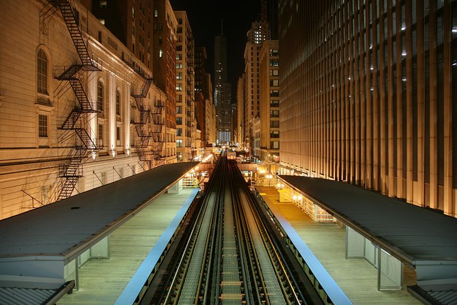 Discovering Vintage Chicago: A Self-Guided Audio Tour of the Loop - Overview of the Tour