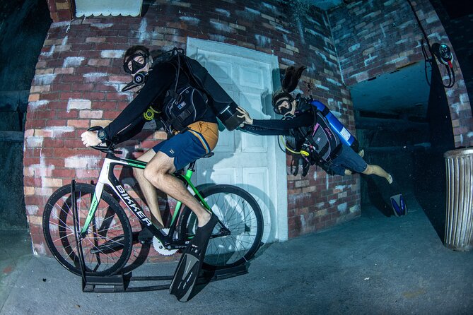 Dubai Deep Dive Guided Scuba for Certified People - Inclusions and Equipment Details