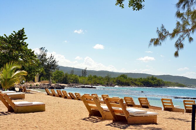 Dunns River Falls, Beach Tour Ocho Rios (Entry Fee Included)