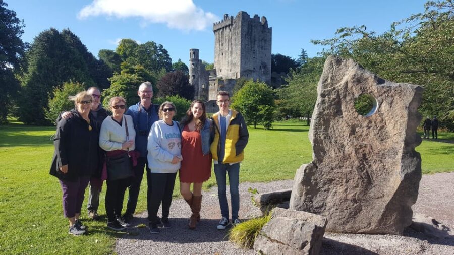 Easy Access – The Blarney Stone & Castle Gardens Tour