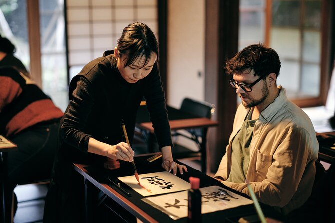 Echizen Lacquerware and Washi Paper Craft Tour