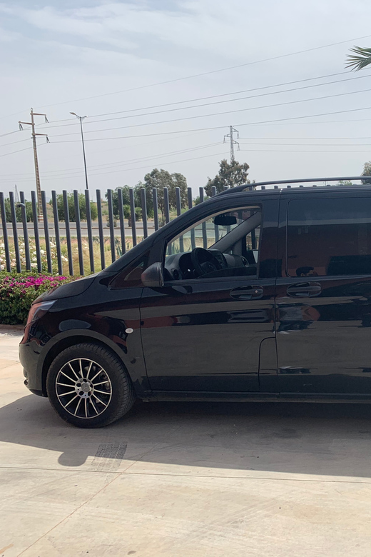 Essaouira: Private Transfer to Marrakech Comfort Convenience