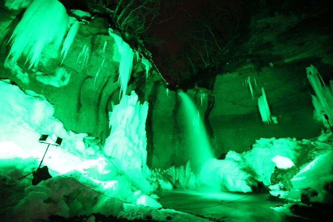 Exclusive Evening Trekking Tour to the Frozen Nanajyo Waterfall