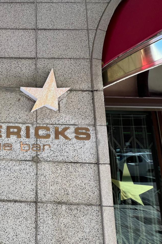 Exclusive Nightclub Tour With Local Gentlemen in Cape Town