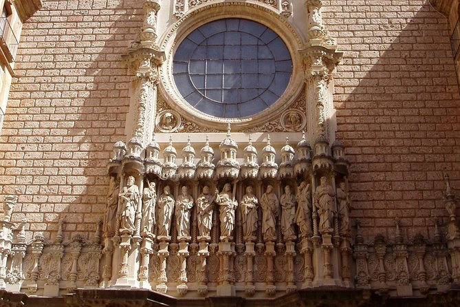 Experience Montserrat (5 Hours)