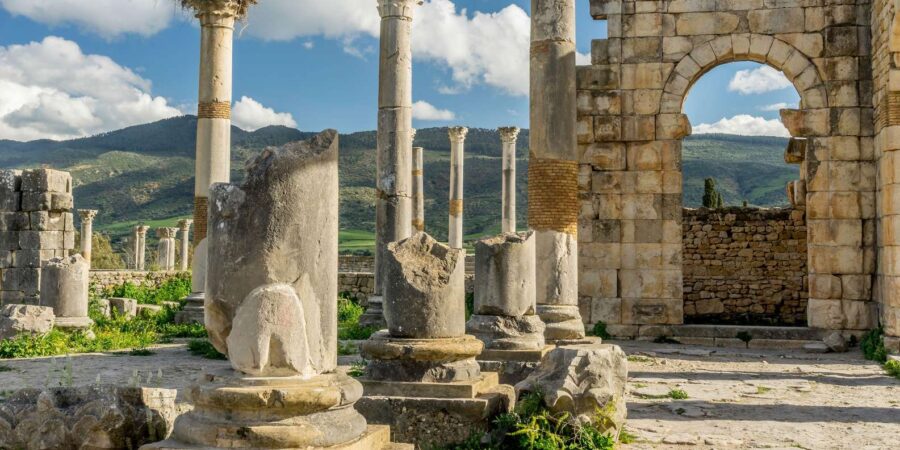 Fes to Casablanca Transfer With Visit to Volubilis & Rabat