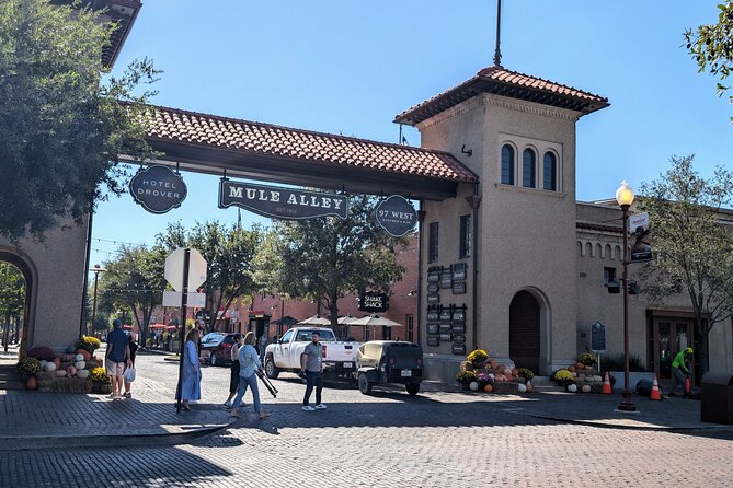 Fort Worth Stockyards Scavenger Hunt Walking Tour and Game - Overview of the Scavenger Hunt Experience