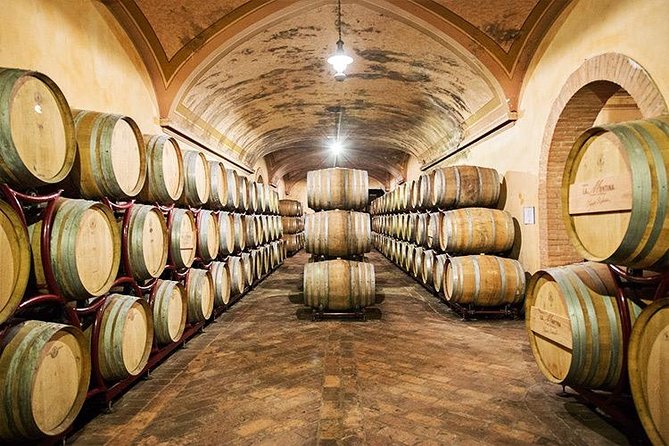 Franciacorta and Lake Iseo: a Tour Between Wine Tasting and Cruising