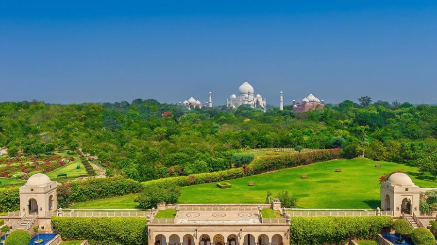 From Aerocity: Day Trip to Taj Mahal, Agra Fort and Baby Taj