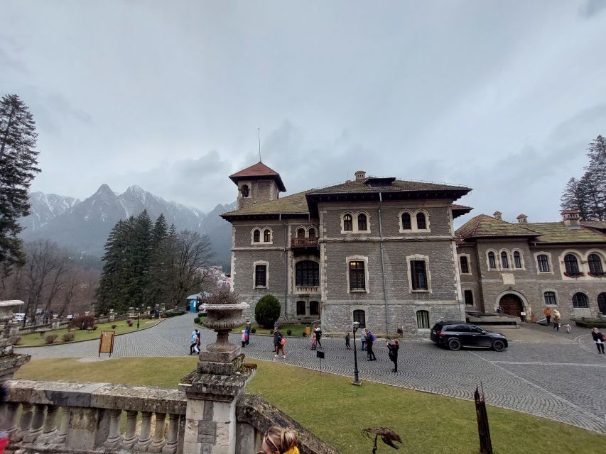 From Brașov 3 Castles: Peles, Bran, Cantacuzino