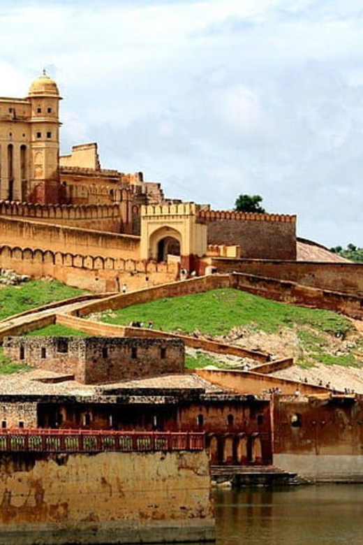 From Delhi: Full-Day Trip to Jaipur With Entrance Tickets