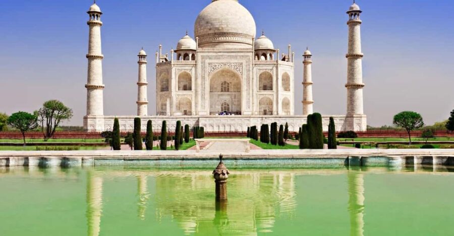 From Delhi: Private Taj Mahal, Agra Fort & Baby Taj Day Trip