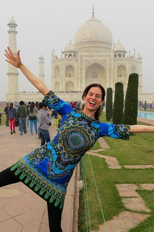 From Delhi: Taj Mahal and Agra Fort: Full-Day Trip by Car