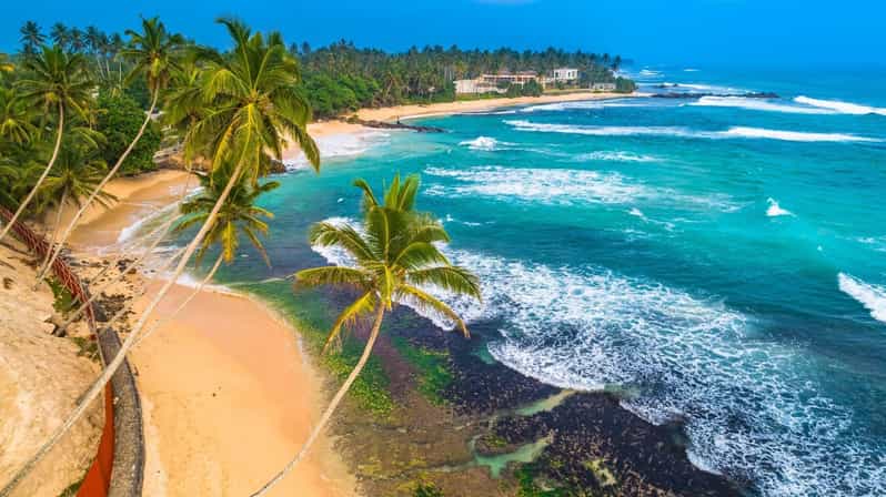 From Galle/Bentota/Hikkaduwa: to Colombo Airport Pvt Taxi