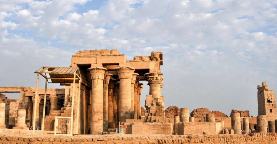 From Luxor: Private Day Trip to Edfu and Kom Ombo - Trip Overview