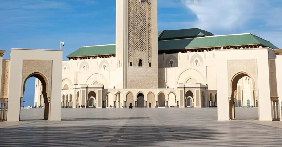 From Marrakech: Casablanca Day Trip Experience