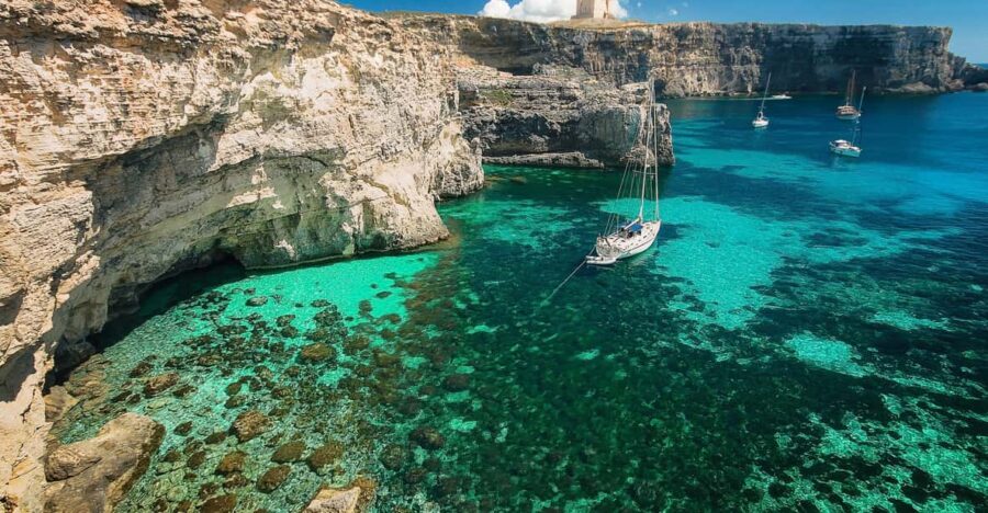 From St. Julians: Comino and Blue Lagoon Trip by Powerboat