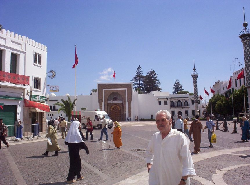From Tangier: Day Trip to Chefchaouen and Tetouan