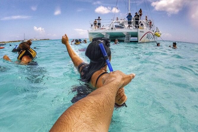 Full-Day Catamaran Cozumel Tour With Sky Snorkeling and Club