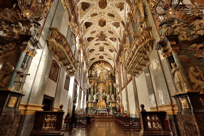 Full-Day Pilgrimage to the Black Madonna From Krakow