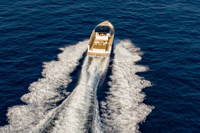 Full Day Private Boat Tour From Capri to Positano