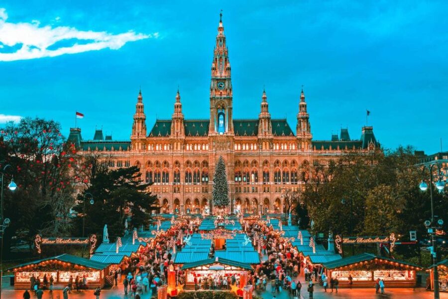 Full-Day Private Trip From Prague to Vienna