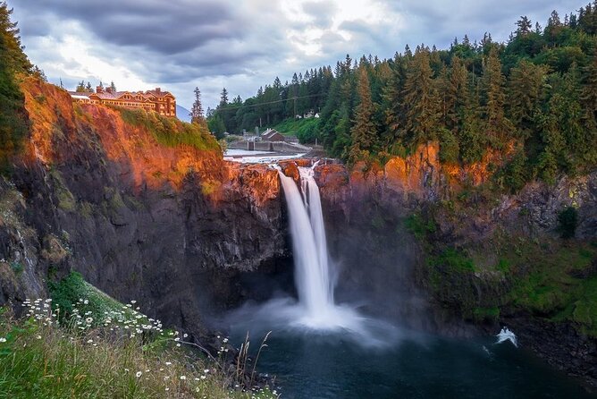 Full Day Seattles W2 Tour – Wineries and Waterfalls