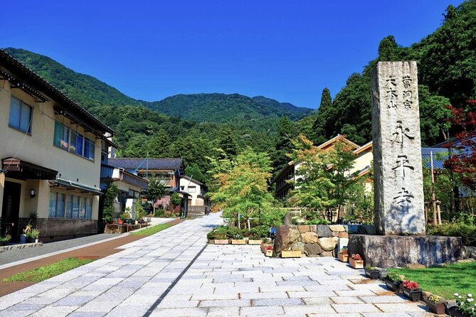 Full Day Tour Eiheiji Buddhist Temple and Fukui City Castle Town - Tour Overview