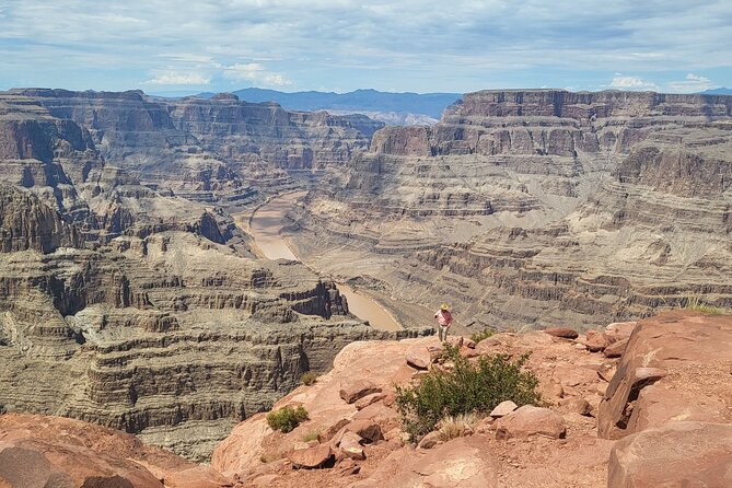 Full Day Tour in Grand Canyon, Hoover Dam and More in Nevada