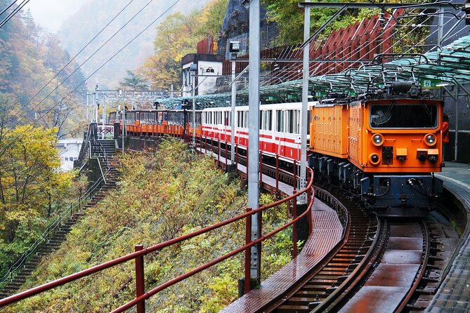 Full Day Tour to Kurobe Gorge and Unazuki Onsen From Kanazawa