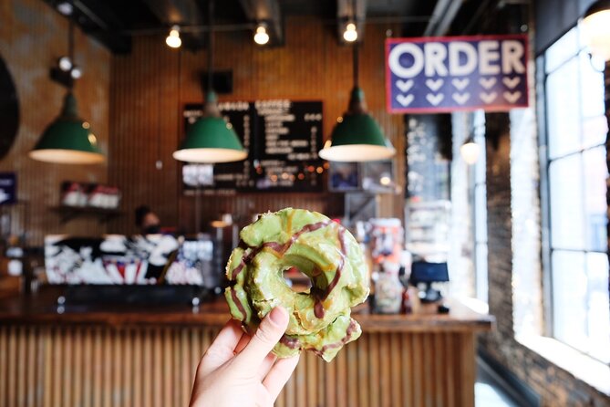 Fulton Market Delicious Donut Adventure and Walking Food Tour