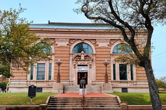 Galveston Mansions and Murder Walking Tour - The Allure of Galvestons Historic Mansions