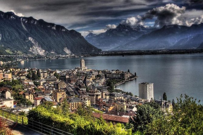 Geneva Airport Transfers : Geneva Airport GVA to Geneva City in Business Van - Overview of Geneva Airport Transfers