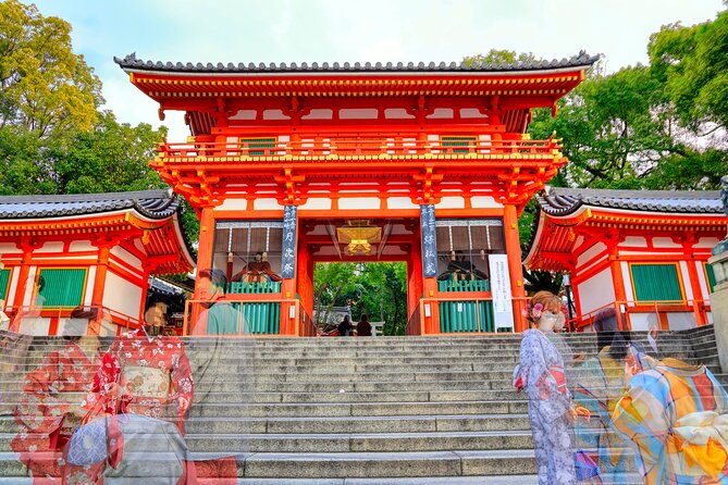 Gion and Kiyomizu Temple Tour to Enjoy Kyoto in a Short Time
