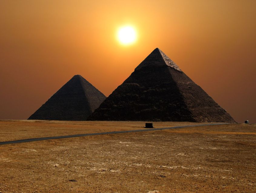 Giza Pyramids and Egyptian Museum