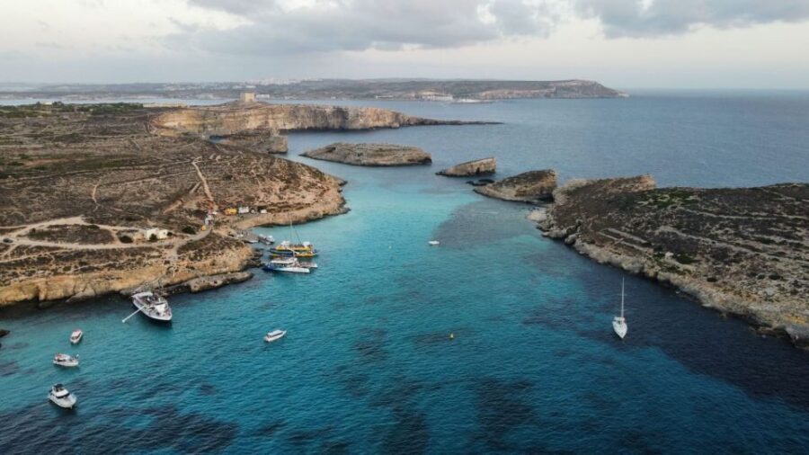 Gozo: Cominos Blue Lagoon Roundtrip Speedboat Transfer