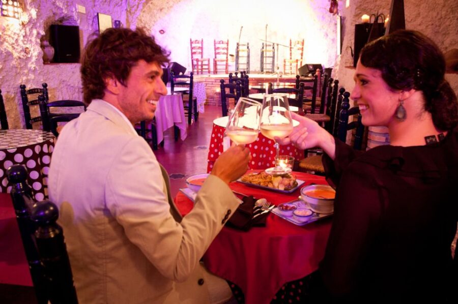 Granada: Flamenco Show at Templo Del Flamenco With Drink