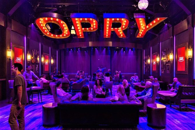 Grand Ole Opry VIP Experience: Admission With Lounge Access and Artist Visit - Experience Overview