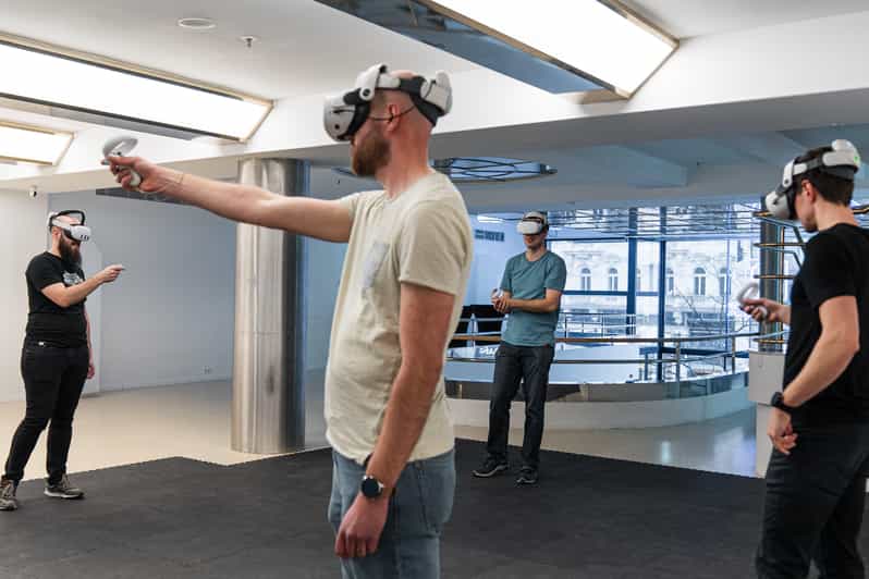 Group Activity | Tower Tag | VR Experience